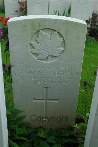 Canada Cemetery Tilloy Les Cambrai - Chisholm, Roderick Alexander